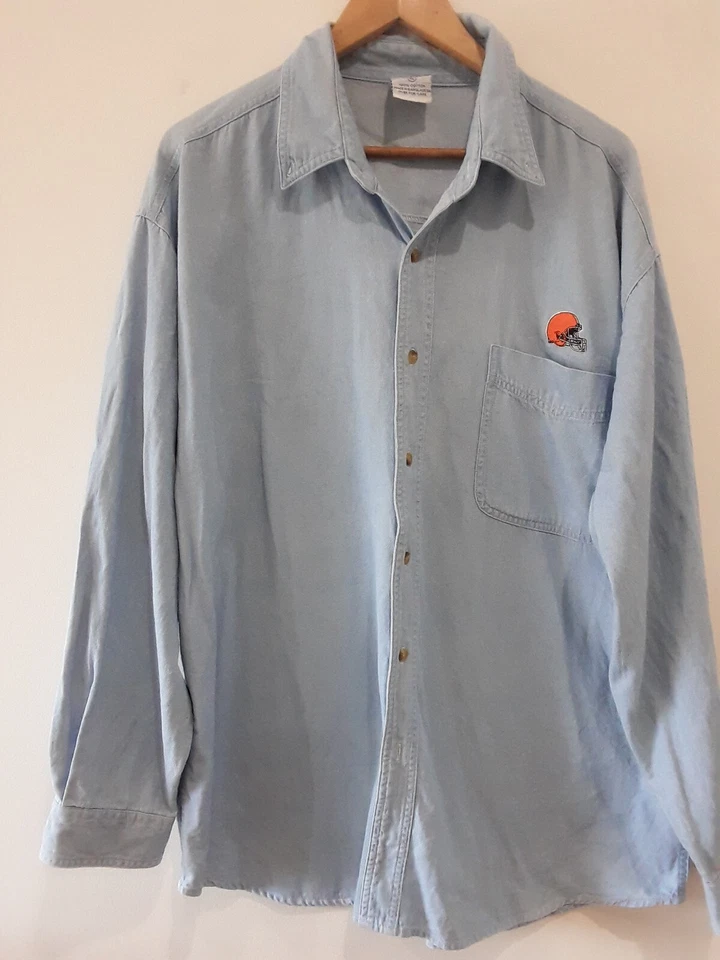 Nutmeg Mills   Shirt Mens Size XL  Blue Denim  Button Up Long Sleeve Logo Pocket - Image 2 of 4