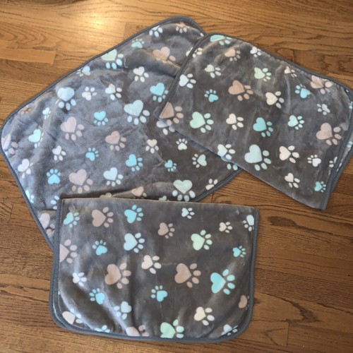 Top Paw Precious Puppy Dog Foot Print PUPPY BLANKETS Set of 3 WARM COZY  💗189