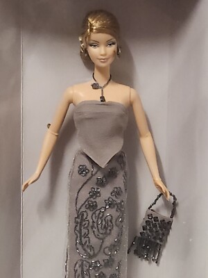 Barbie Giorgio Armani Collector Series Doll 2003   NRFB EXCELLENT CONDITION 