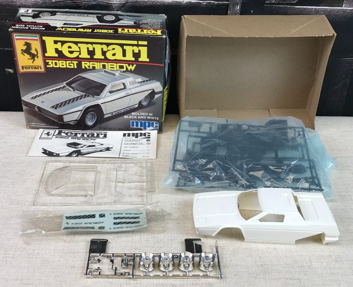 Maquette MPC 1/24 - Ferrari 308 GT Rainbow, Neuve Jamais Montée, Collection