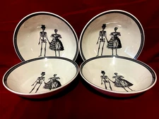 Royal Stafford Halloween Skeletons Couple Set Of 4 Soup/Cereal Bowls 7 1/2"