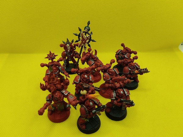 10 Warhammer Guerreros Caos pintura parcial - 10 Chaos Warriors partially painte