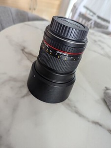 Samyang 85mm F1.4 Manual Focus Lens for Canon DSLR Cameras