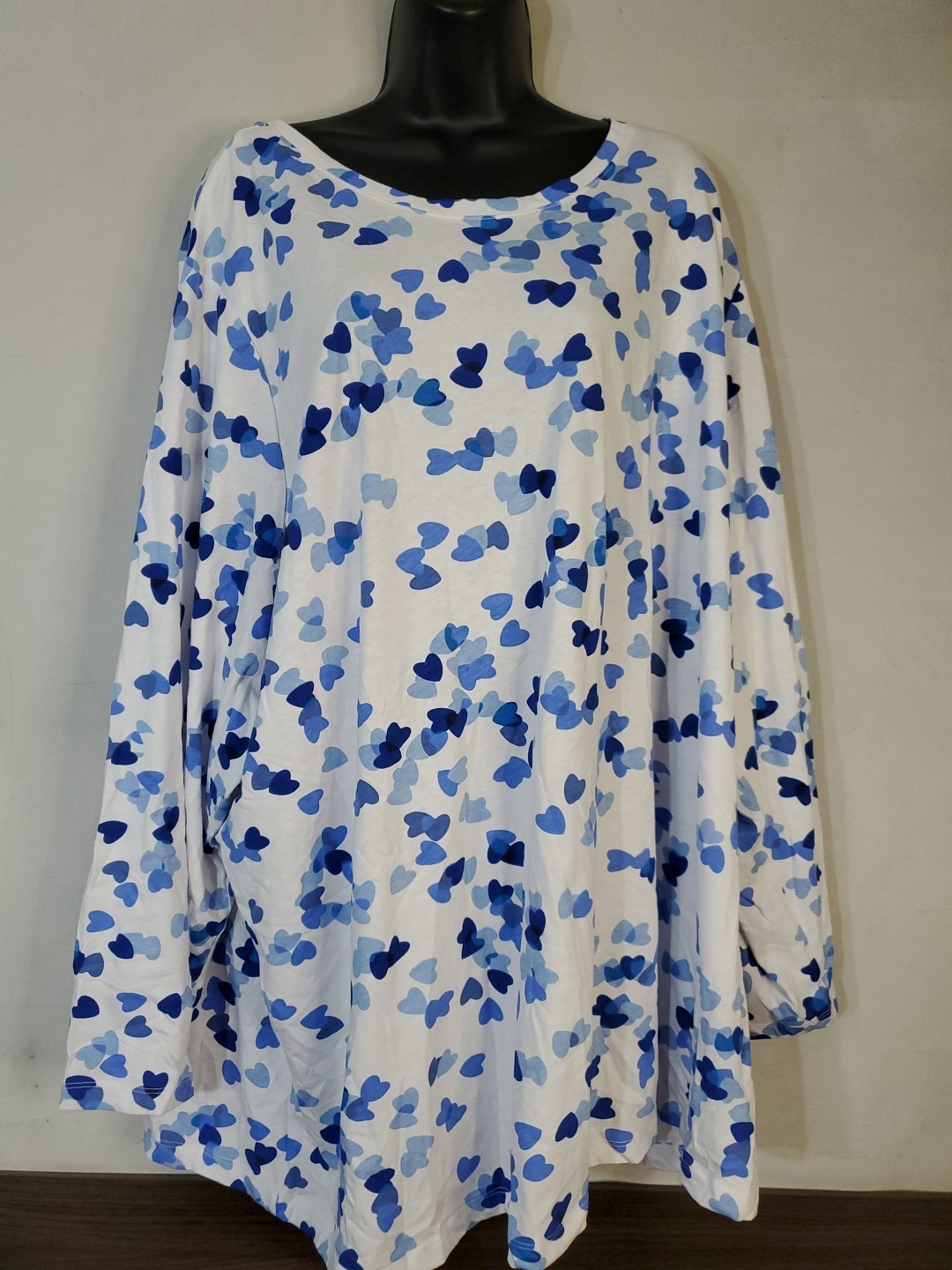 WOMAN WITHIN  LONG SLEEVE T-shirt V-NECK Women's Size 5X 38/40 Floral
