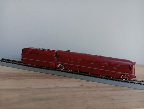 Liliput#131542/Borsig,BR-05 003.CF-Stromlinienlokomotive der DR.Neu/HO/DCC/Ep.ll | Zustand: New: Other (See Details)