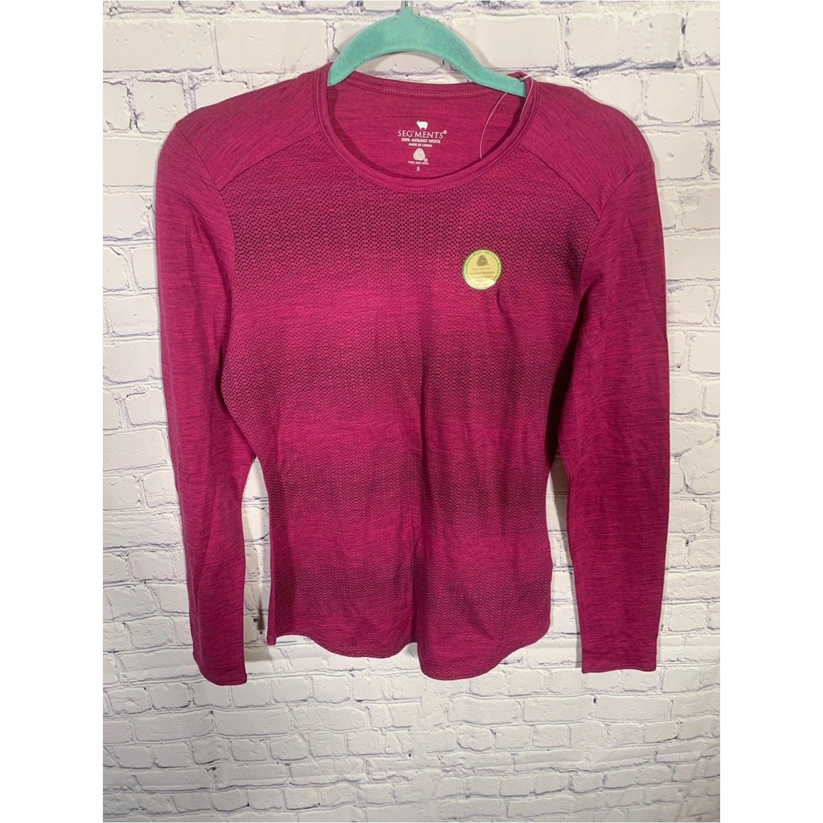 Segments Womens Merino Wool Long Sleeve Base Layer Pink Size S NWT Lightweight
