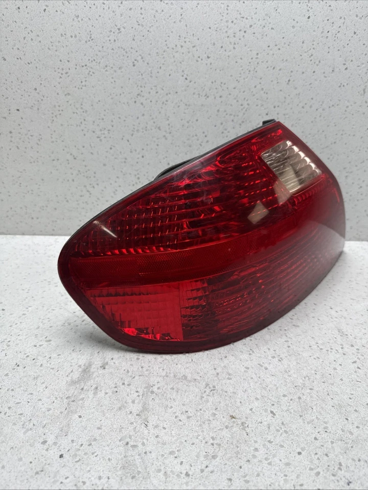 2001-2002 Acura CL Driver Left LH Tail Light Lamp Assembly - Image 2 of 4