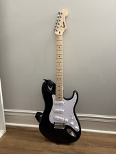 Squier Affinity Series Stratocaster Black Ele...