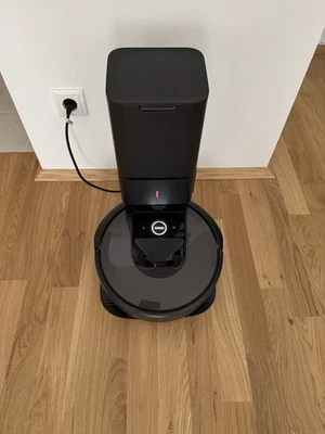 iRobot Roomba i7+