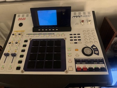 AKAI MPC 4000 MPC4000 1.71 DRUM SAMPLER /CD/HD/