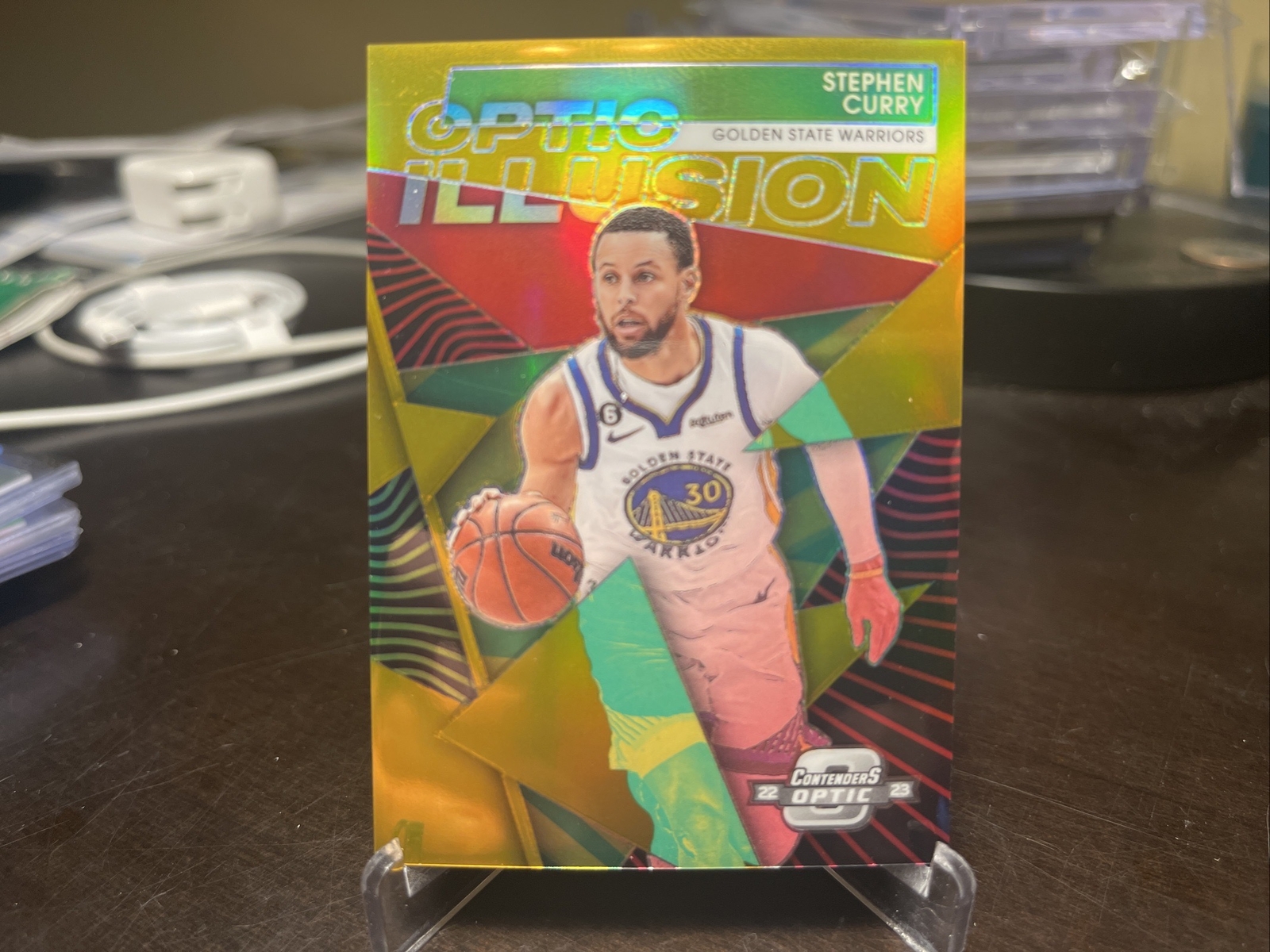 2022-23 Contenders Optic Stephen Curry Optic Illusion GOLD 9/10 #4 Warriors