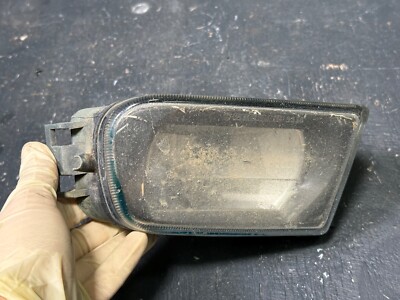 PASSENGER RIGHT SIDE FOG LIGHT LAMP for 97-03 BMW 528I Z3 E36 E39 63178360575