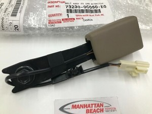 00-04 SEQUOIA 00-04 TUNDRA FRONT DRIVER SEAT BELT BUCKLE 73230-0C050-E0