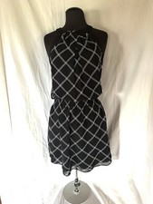 White House Black Market Sleeveless Dress Black White Geometric Print Size 4