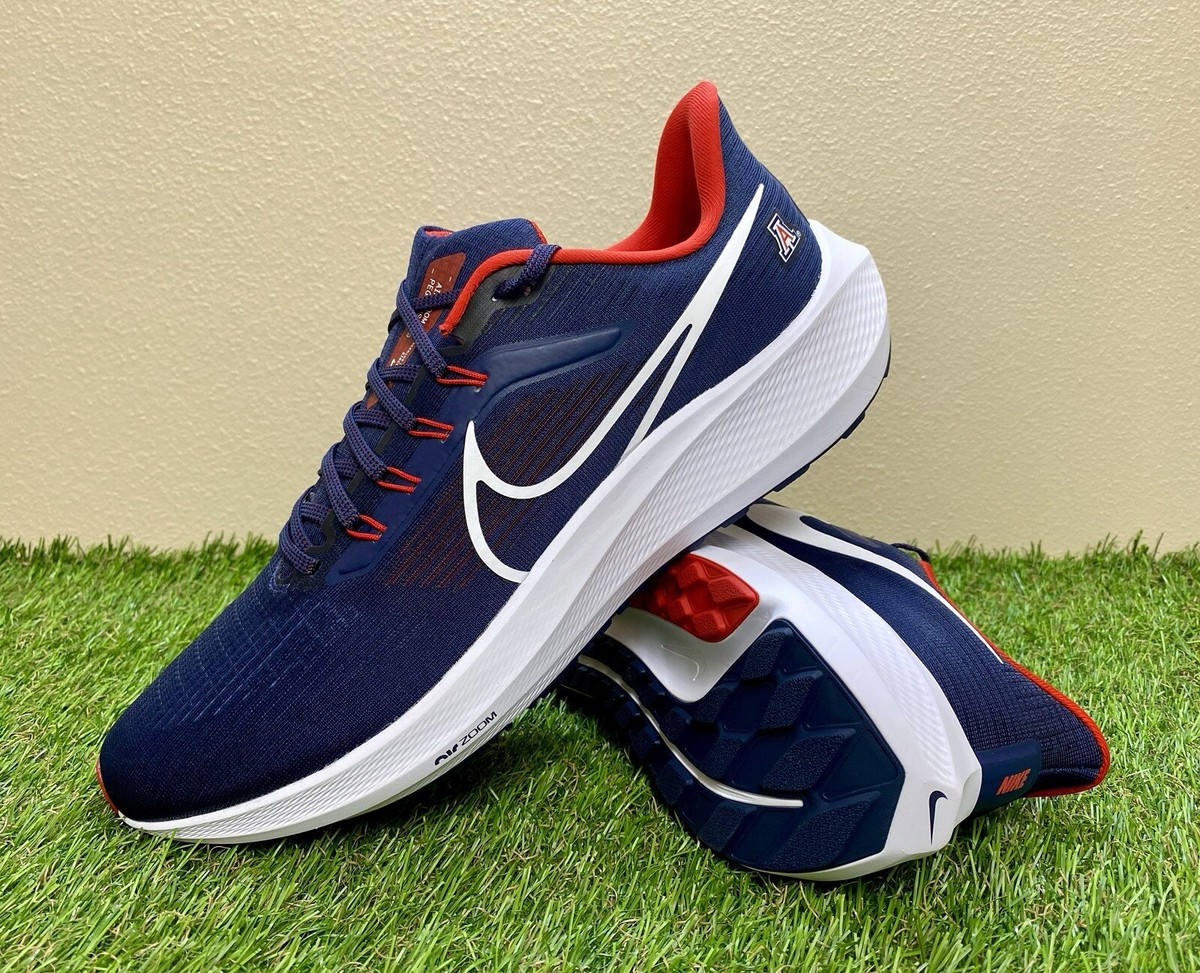 Nike Zoom Pegasus 40 University of Arizona Running Shoes 