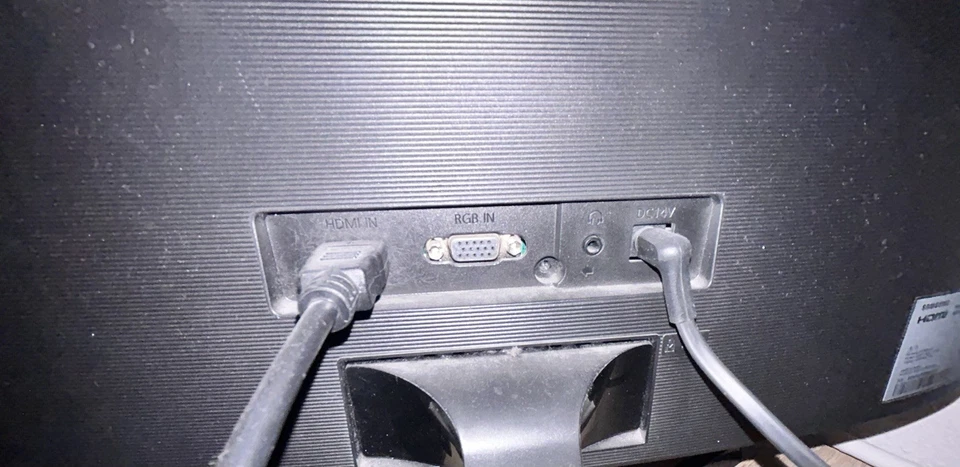 Samsung C24F396FHU Curved Monitor 24 Zoll - Bild 2 von 3