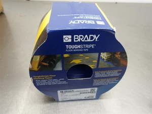 1 NEW! Brady 4"x100' B514 BLK/YLW Floor Tape 104377
