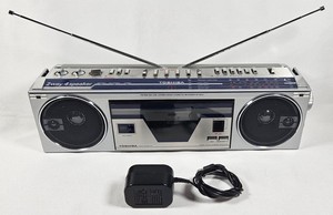 Toshiba RT-S651 Rare Vintage Cassette Deck Boombox Retro Japan RT-S65