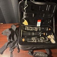 Bb Soprano Clarinet Comes With The Case, Cleaning Stuff, Extra Reeds, And Straps