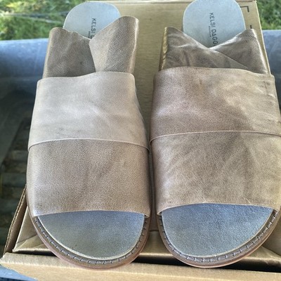 Kelsi Dagger New Brooklyn Women s Tan Sandal Size 9.5