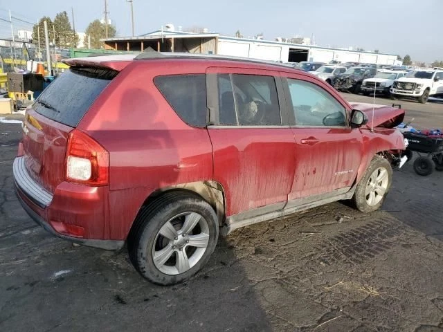 Chasis ECM Body Control BCM junto a la batería se adapta a 11-14 COMPASS 1307356 Foto 3 de 4