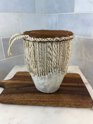 Vtg NATIVE AMERICAN CERIMONIAL DRUM/BONGO NATURAL ANIMAL HIDE 