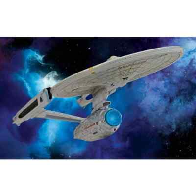 Corgi CGCC98001 Star Trek USS Enterprise NCC-1701 (Refit) Diecast