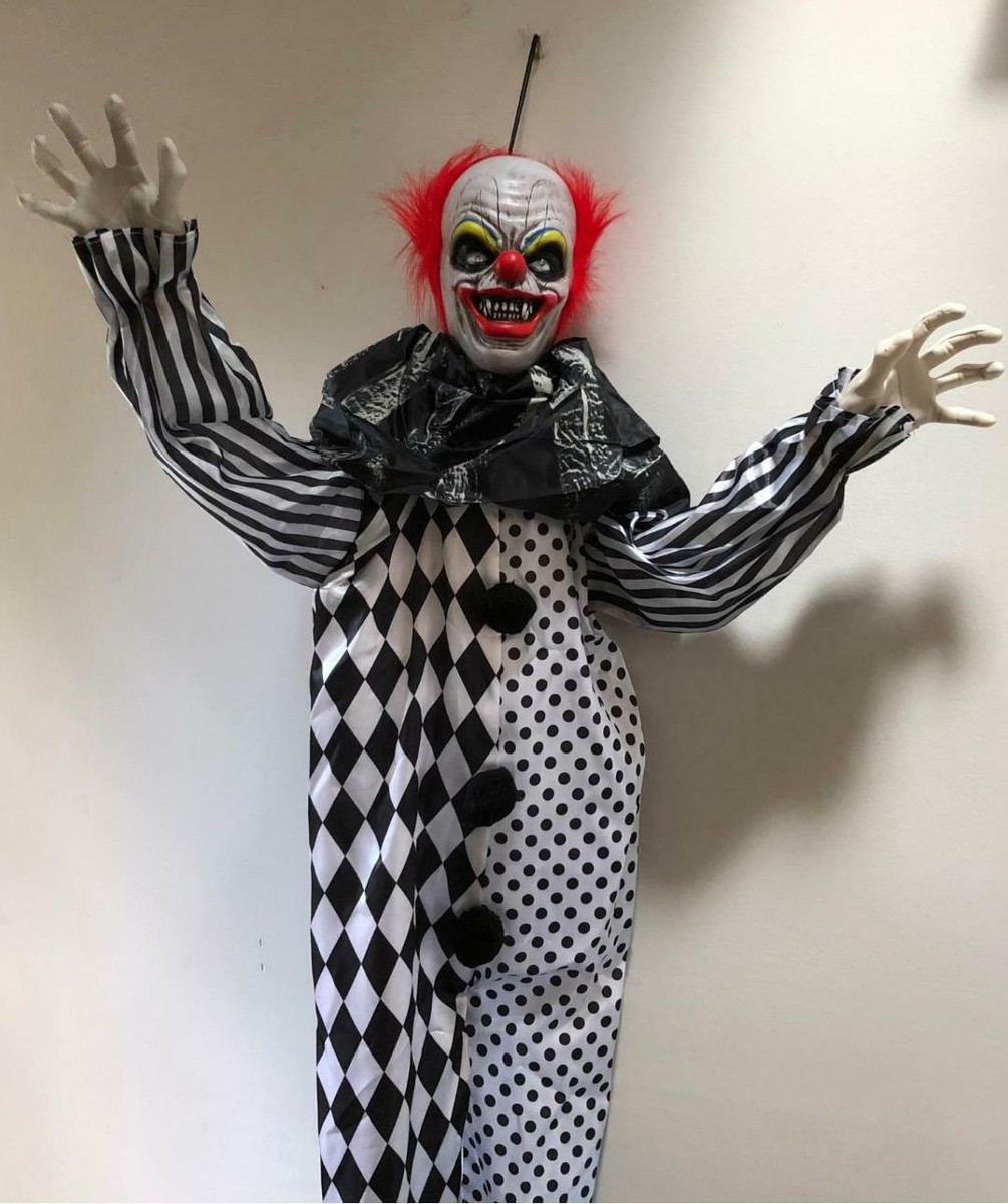 Animated Creepy Clown Lighted with Sound 67