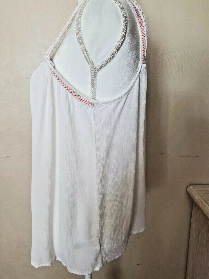  Camiseta sin mangas Xhilaration Jr con aroma a crochet XL 14-16 Foto 2 de 4