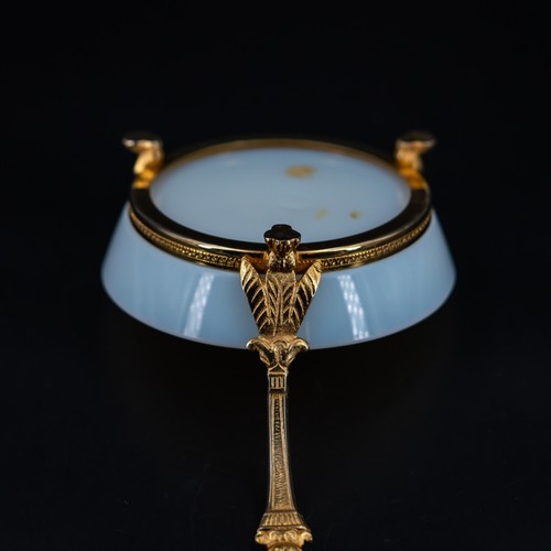 Antique French Opaline Glass Bowl White 'Bulle de Savon' Bronze Trinket Paws - Afbeelding 4 van 10