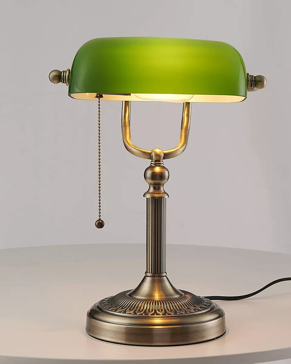 Lamp banker outlet