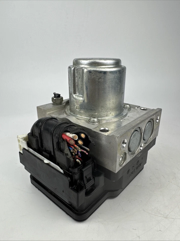 Conjunto de bomba modular ABS TY4A0 Honda Accord Crosstour 2010-2012 Foto 4 de 4