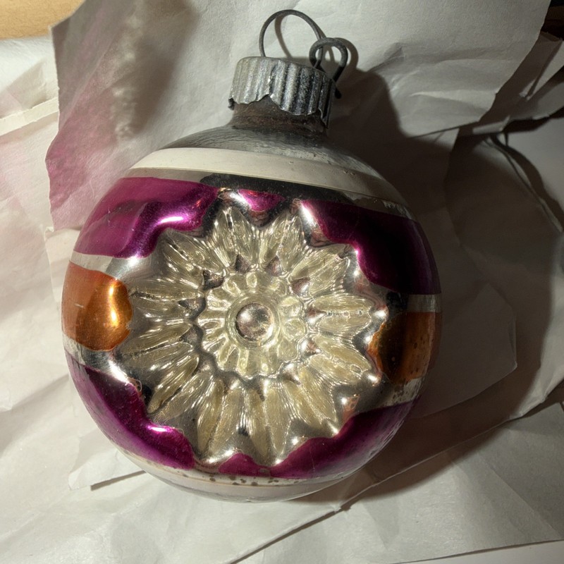 Shiny Brite Christmas Ornaments Mercury Glass Mica, Brights Designs, Vintage