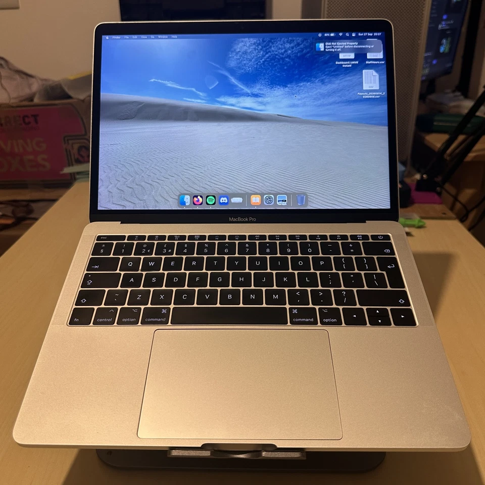 Apple MacBook Pro 13" 2016 · i5 · 16GB · 512GB, photo 1 of 5