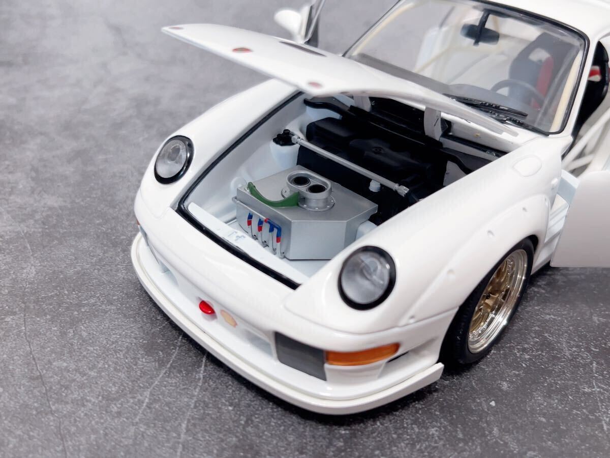 Out Of Print 1/18 Ut Porsche 911 993 Gt2 Evo Series Equipped