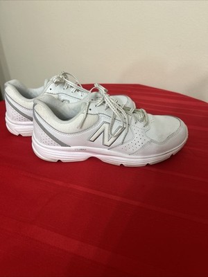 New Balance 411 LW1 White Comfort Ride Walking Shoes Size 9 Women s Sneakers
