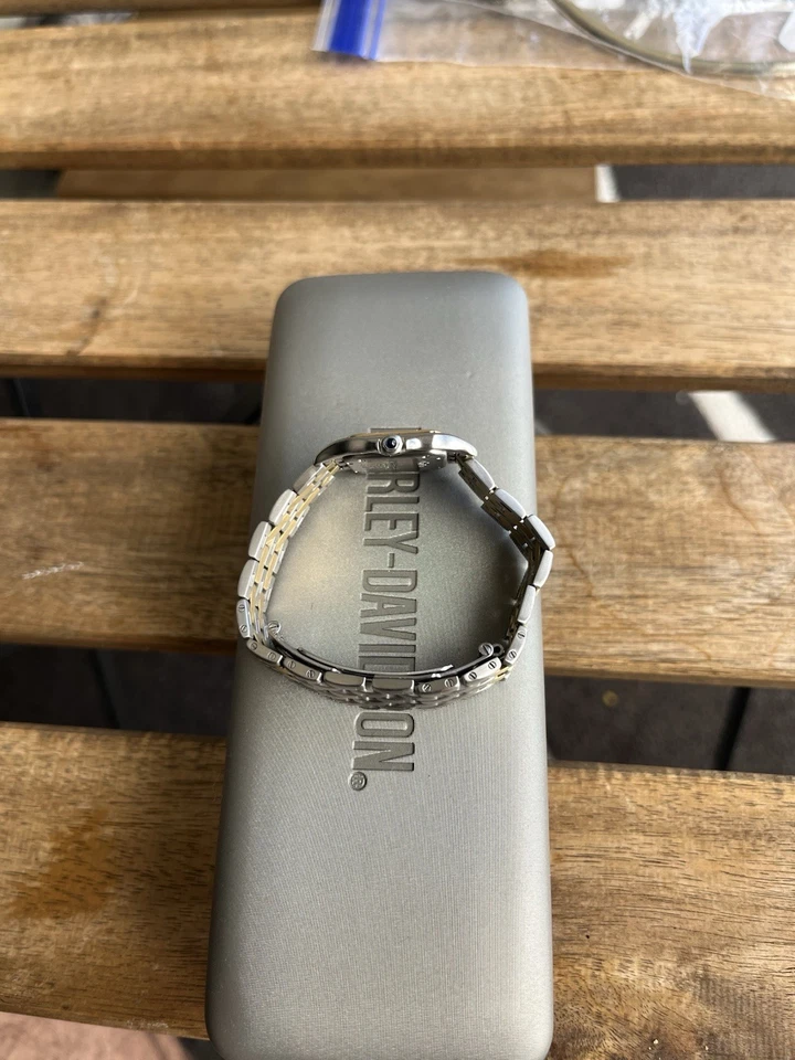 Panthere de Cartier Small Two-Row 18K Yellow Gold & Steel - Image 2 of 4