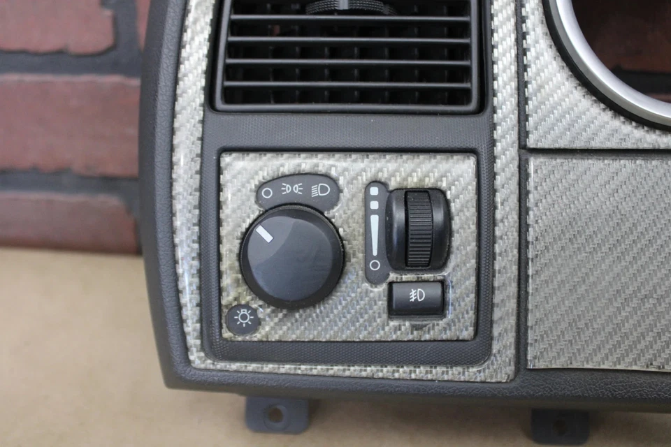 Dodge Charger Magnum SRT8 2005-2007 cuadro de instrumentos interruptor de luz carbono Foto 2 de 4