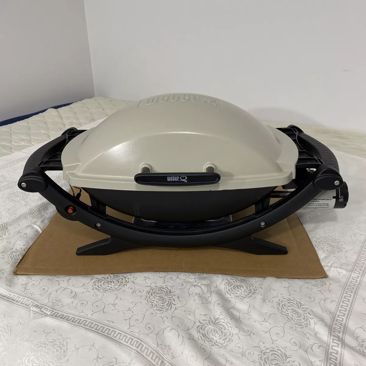 Weber q2000 cheap bbq