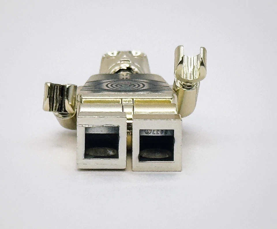 Lego Chrome Gold Star Wars C-3PO SW 30th Anniversary Edition New!! - Image 4 of 4