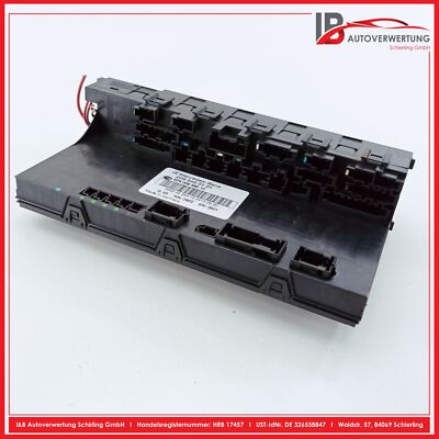 MERCEDES C CLASS ESTATE S203 C200 KOMPRESSOR FUSE BOX 2095450101