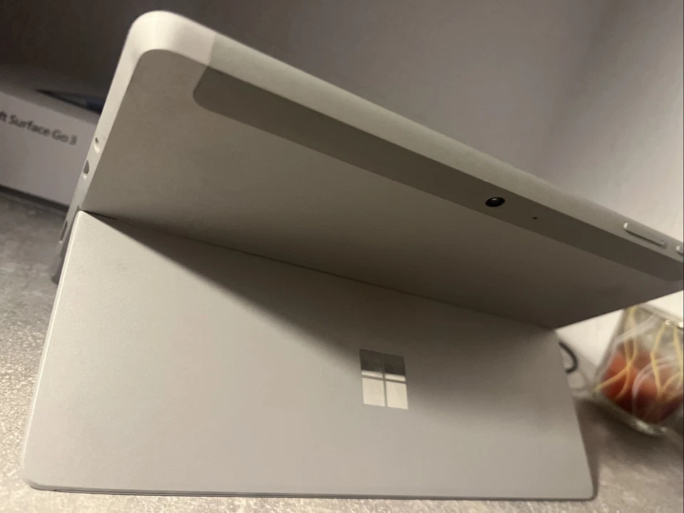 Microsoft Surface Tablet - Bild 4 von 4