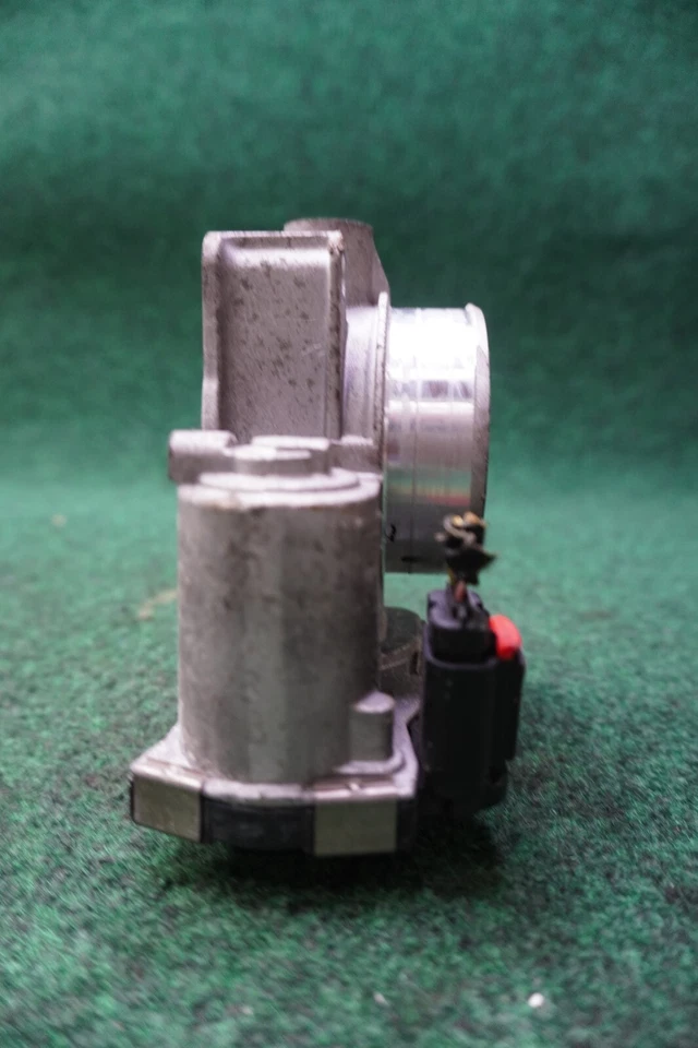 2013 CHEVROLET MALIBU 2.5L Throttle Body OEM 12627217DA - Image 4 of 4