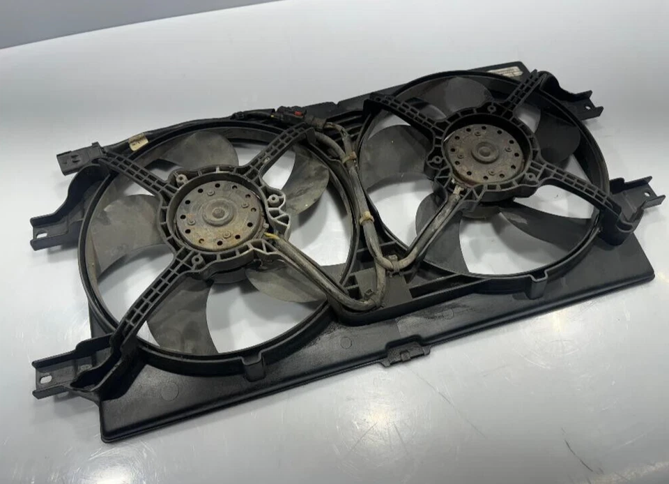 Chrysler 300M 1999 ventilador de refrigeración del radiador P/N 4767180Ac pieza usada original fabricante original Foto 2 de 4