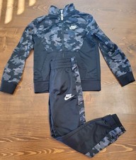 Boys Size 6 Nike Tracksuit 2-Piece Set Pants Zip Up Jacket Black Grey Camo