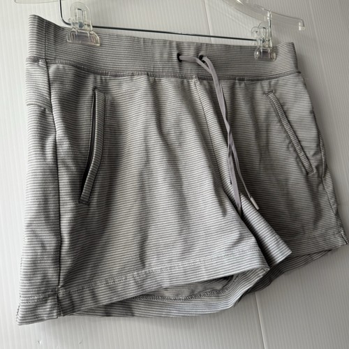 ATHLETA Womens Sz M Gray White Stripe MODERN METRO Shortie Grey Shorts - Picture 3 of 17
