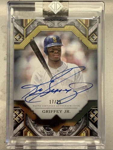 2025 Topps Transcendent Collection Ken Griffey Jr 17/25 On Card Auto Beautiful!