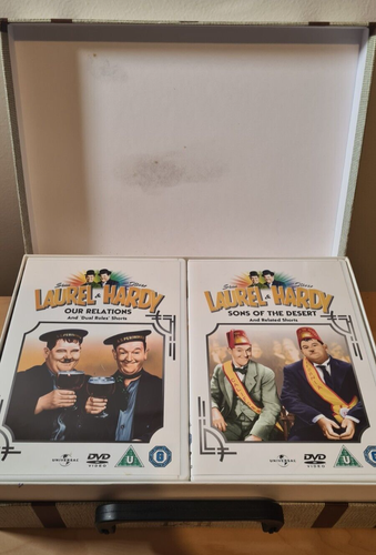 Laurel and Hardy The Feature Film Collection DVD Box Set Region 2+4 PAL VGC - Picture 3 of 7