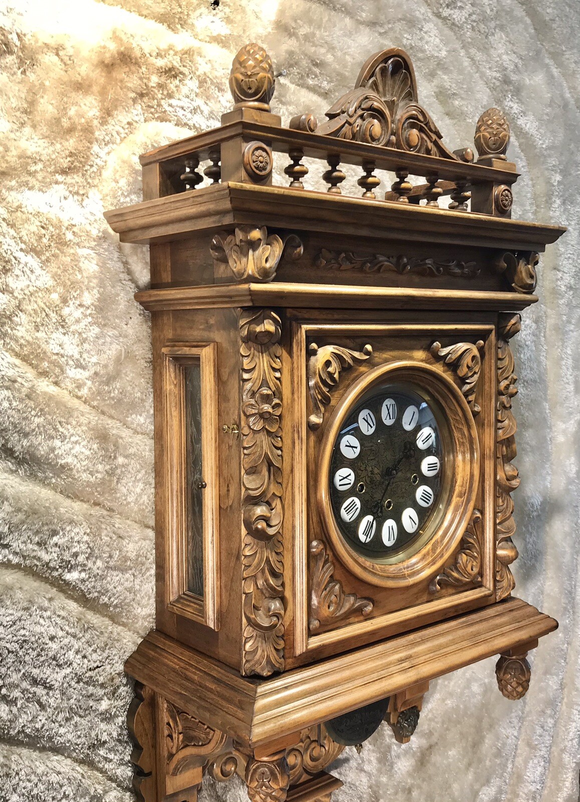 VINTAGE GAZO FAMILY LA JOLLA STRIKE TRIPLE CHIME WALL CLOCK,SOLID