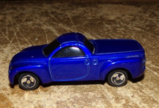 1/64 2000 maisto chevrolet ssr pickup truck in nice shape used